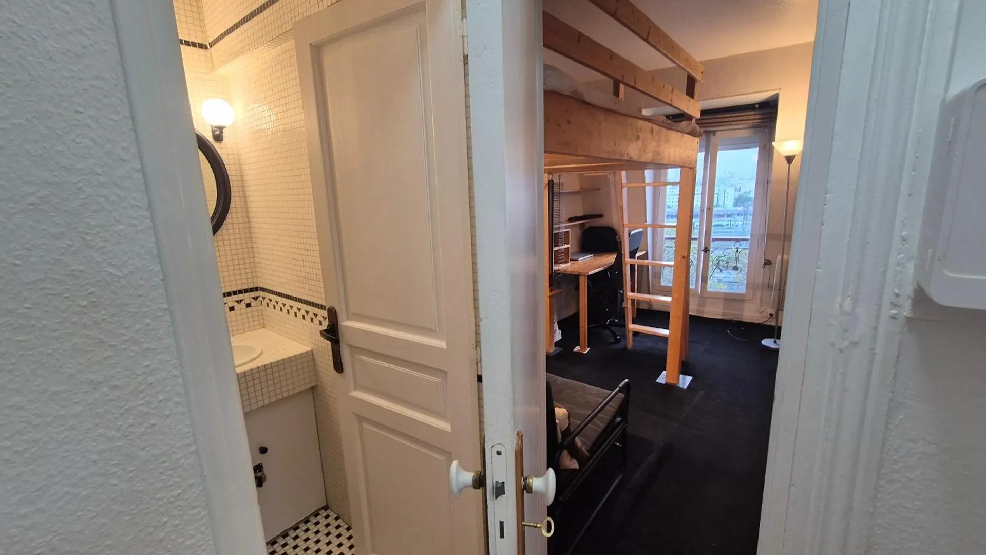 Apartment Appartement 3 Pieces Gare De Lyon Bercy Arena 75012 Paris France